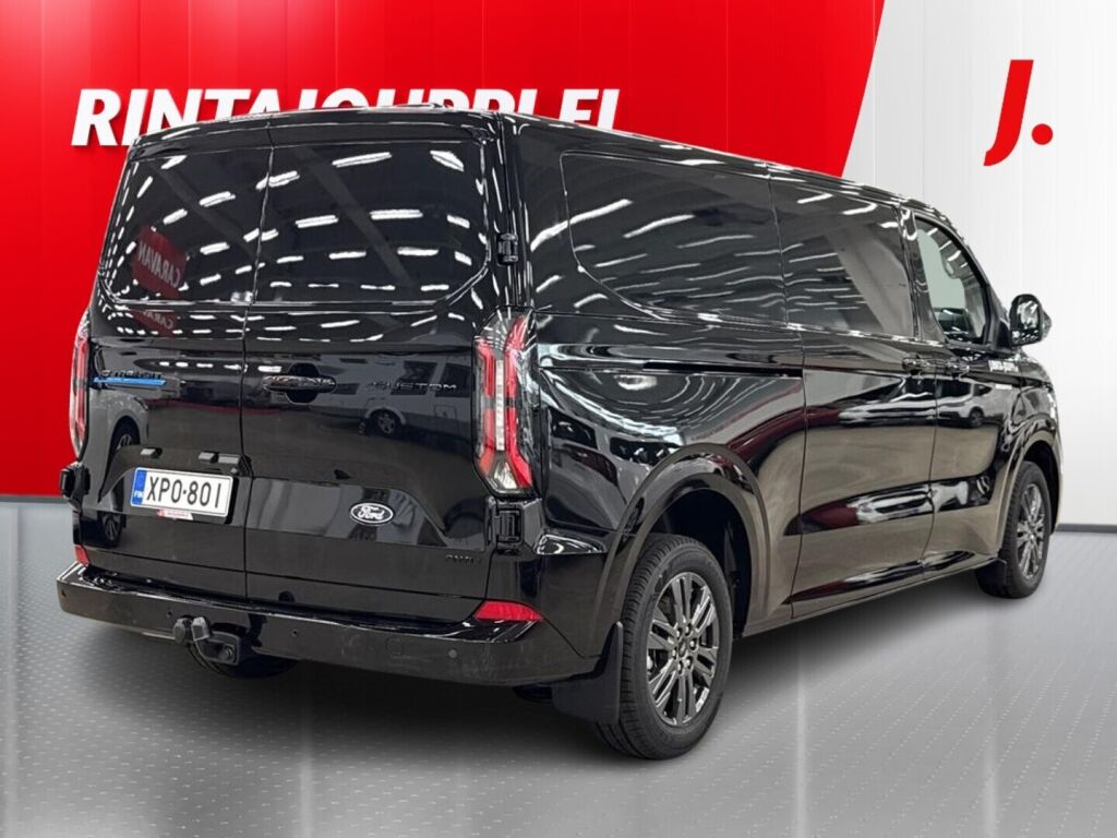 Ford Transit Custom 2026 Musta