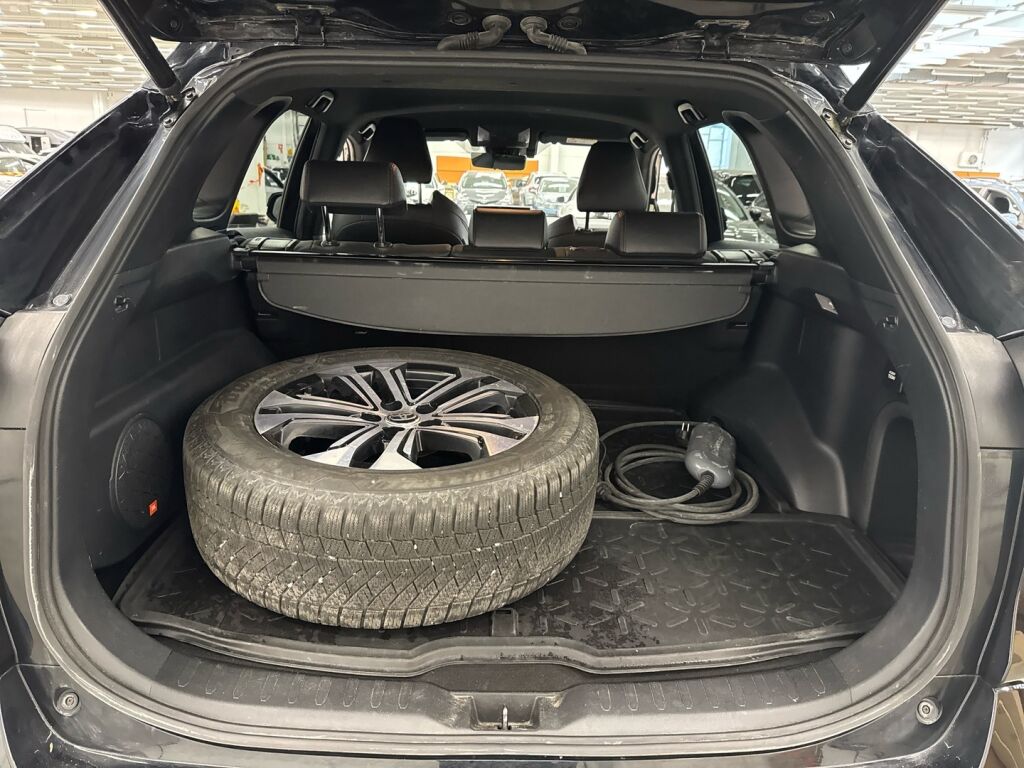 Toyota RAV4 Plug-in 2021 Musta