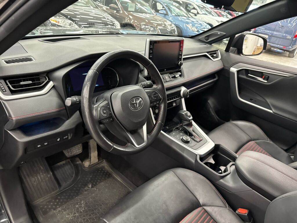 Toyota RAV4 Plug-in 2021 Musta