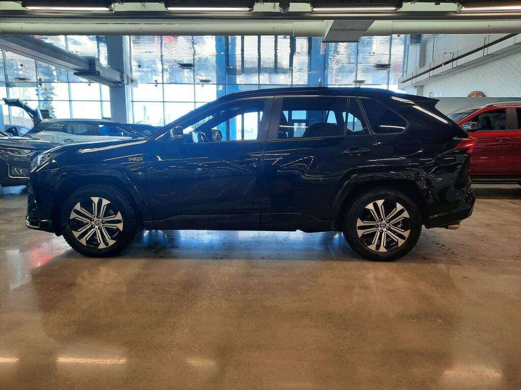 Toyota RAV4 Plug-in 2021 Musta