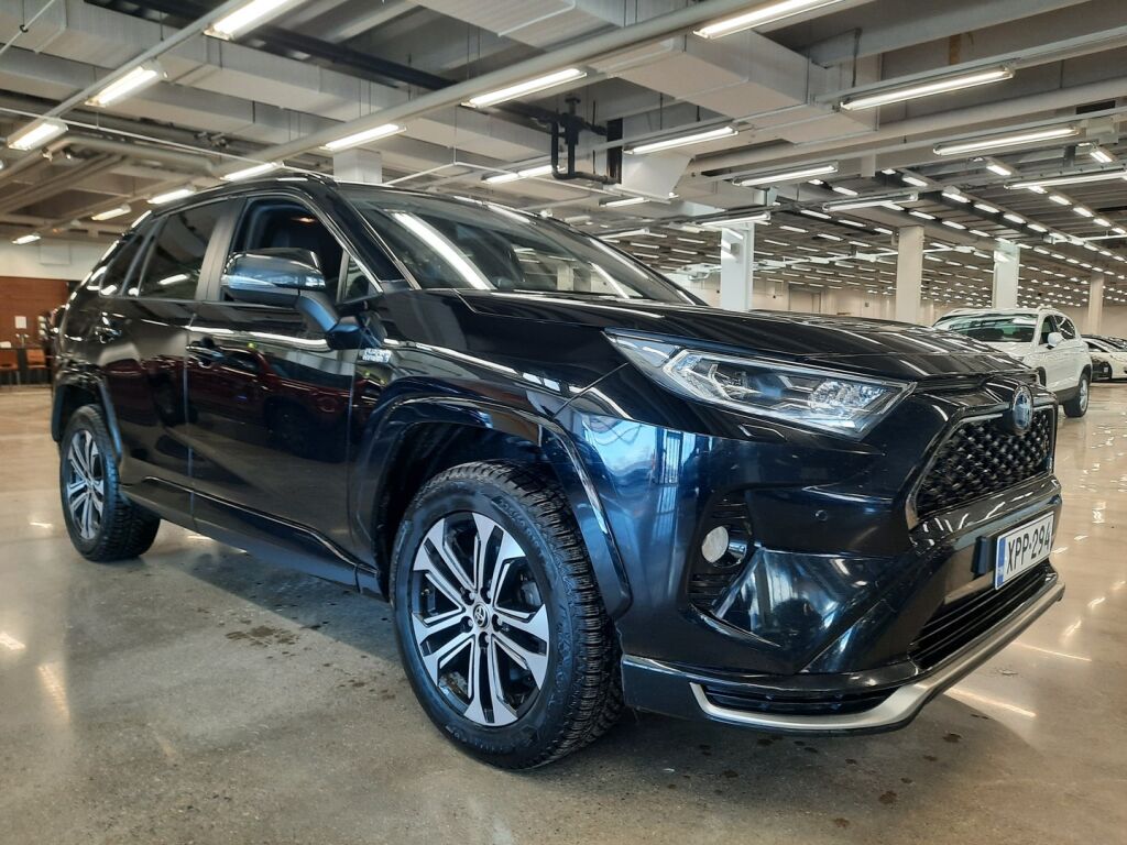 Toyota RAV4 Plug-in 2021 Musta