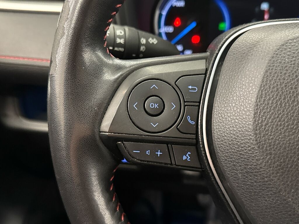 Toyota RAV4 Plug-in 2021 Musta