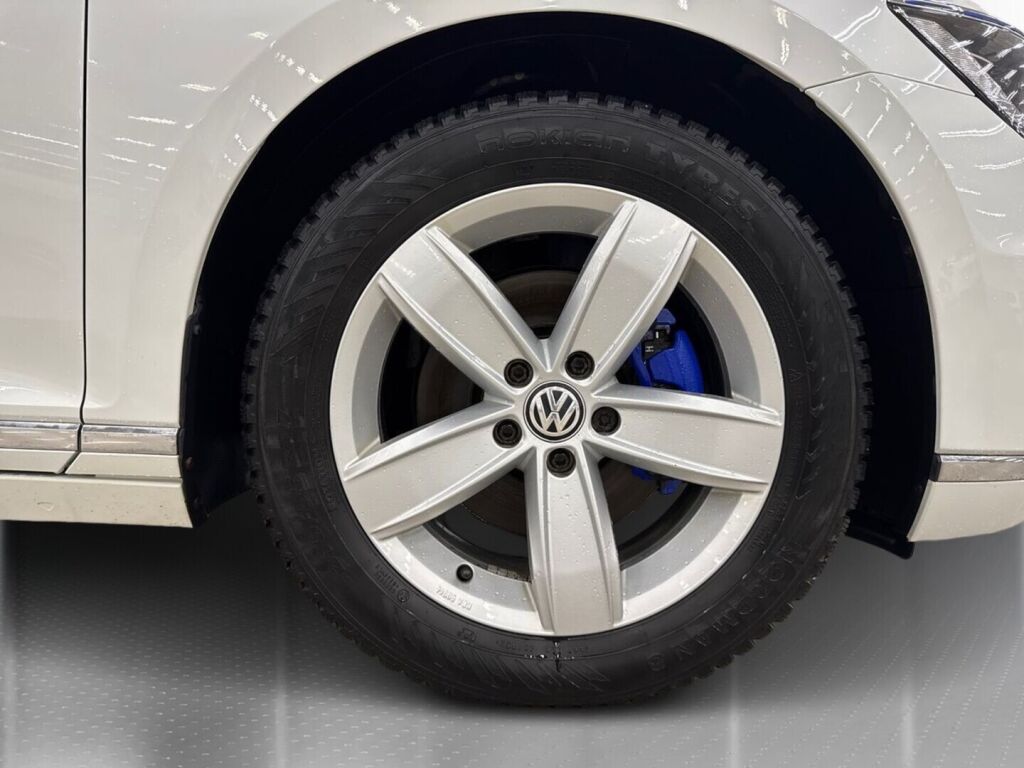 Volkswagen Passat 2017 Valkoinen
