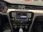 Volkswagen Passat 2017 Valkoinen