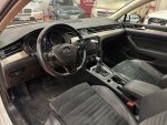 Volkswagen Passat 2018 Valkoinen
