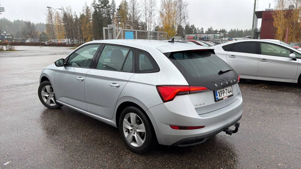 Skoda Scala 2021 Harmaa