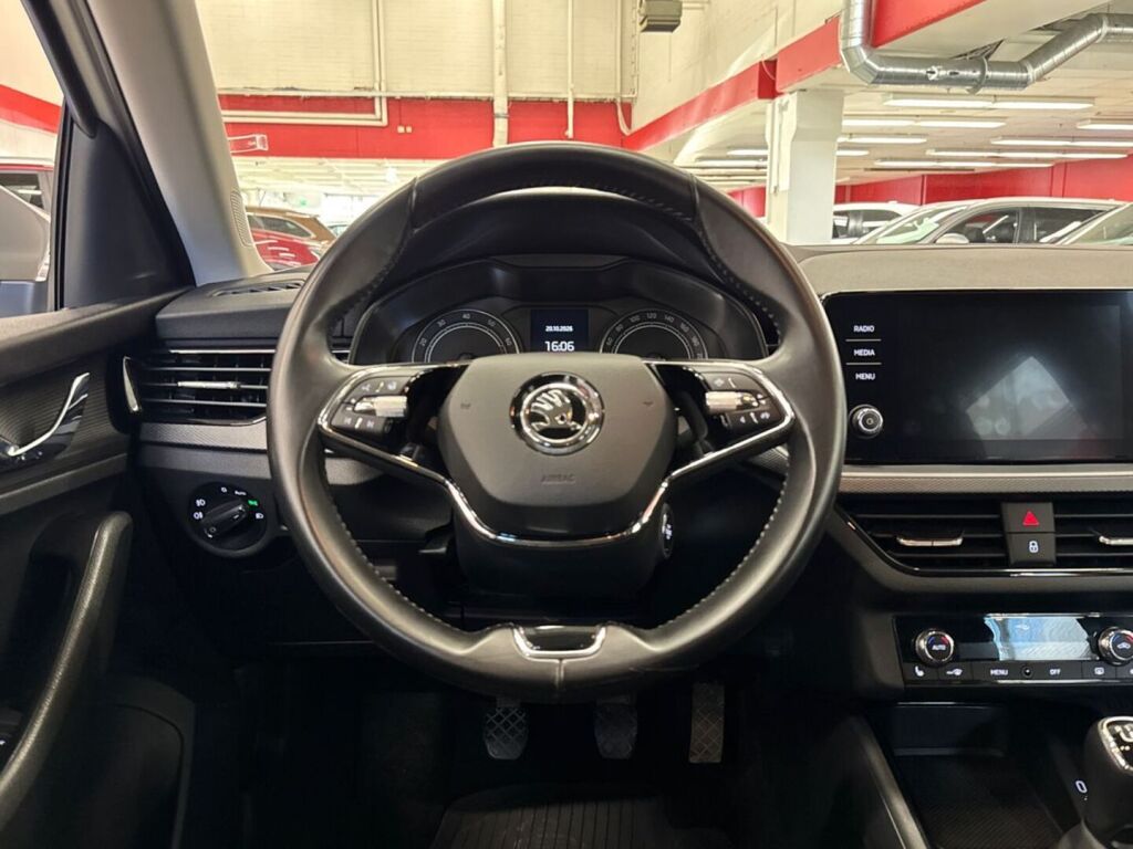 Skoda Scala 2021 Harmaa