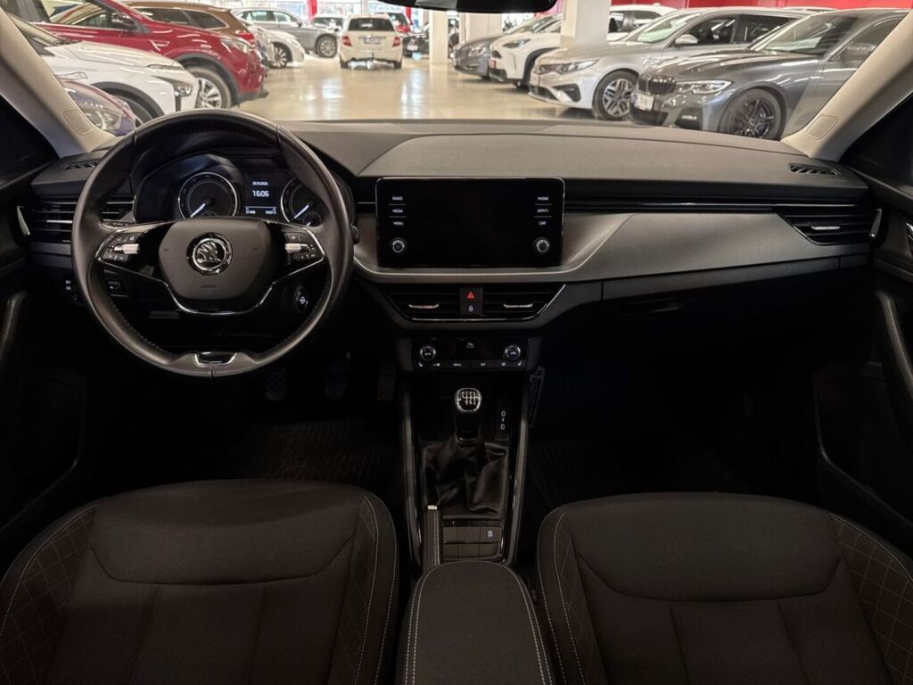 Skoda Scala 2021 Harmaa