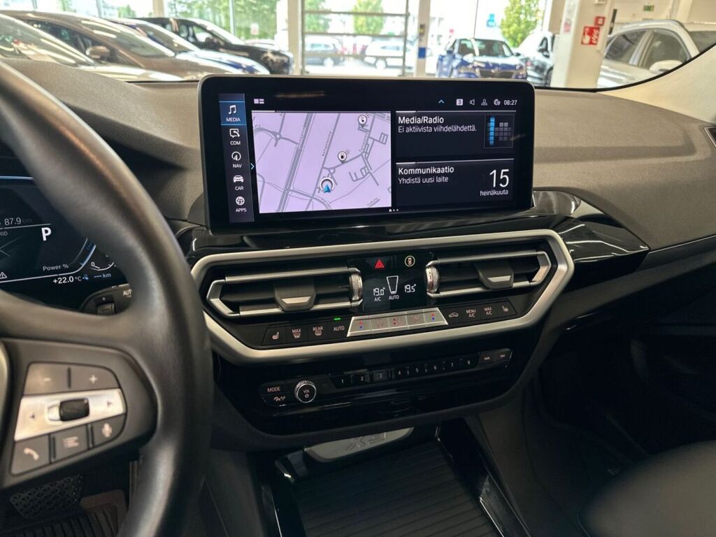 BMW X3 2022 Musta