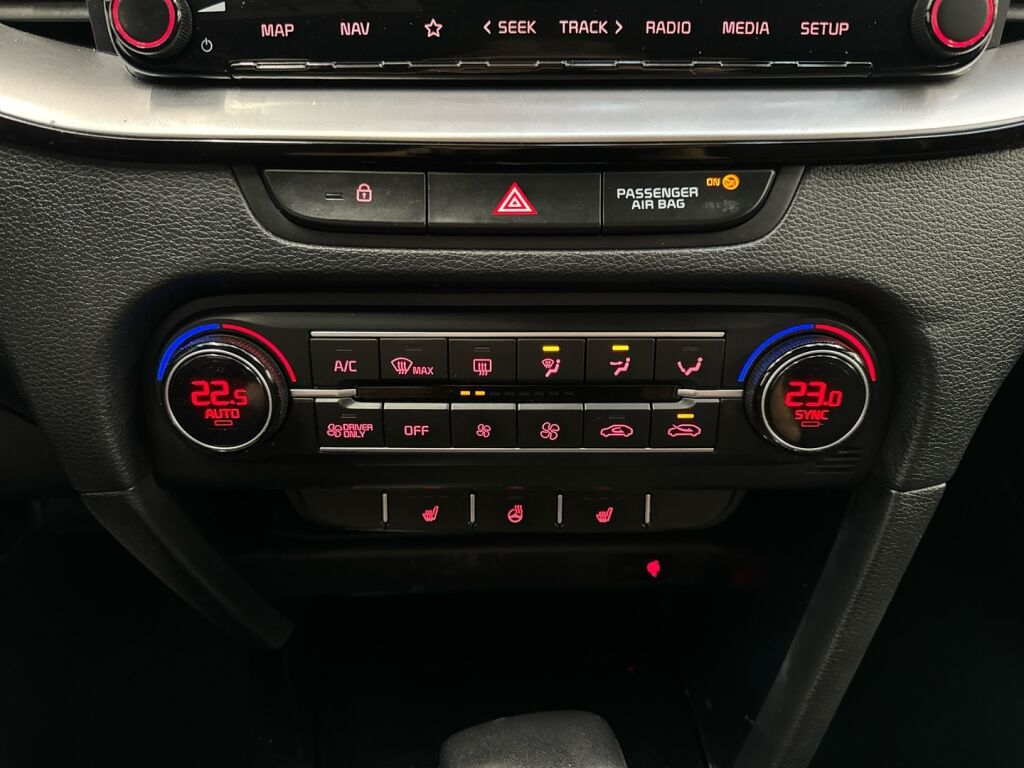 Kia Ceed 2022 Valkoinen