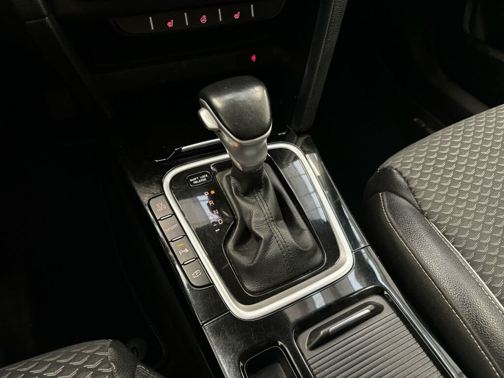 Kia Ceed 2022 Valkoinen