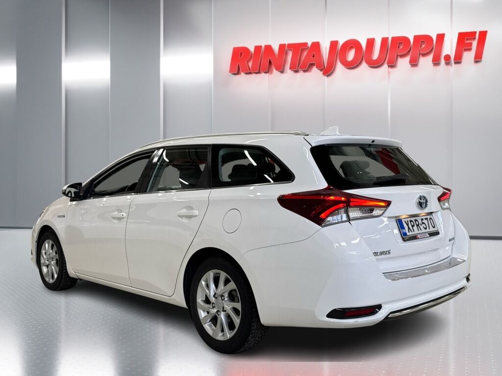 Toyota Auris 2017 Valkoinen