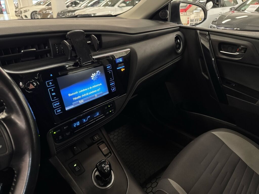 Toyota Auris 2017 Valkoinen