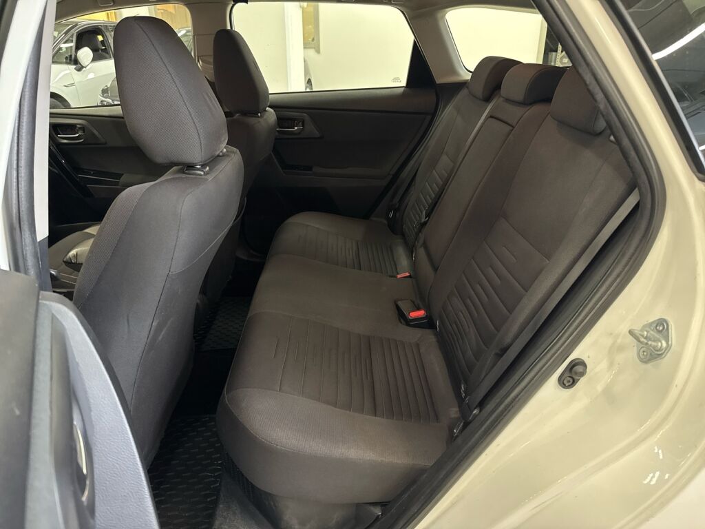 Toyota Auris 2017 Valkoinen