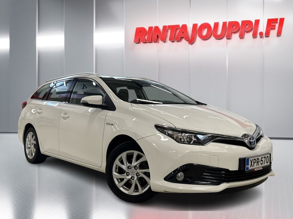 Toyota Auris 2017 Valkoinen