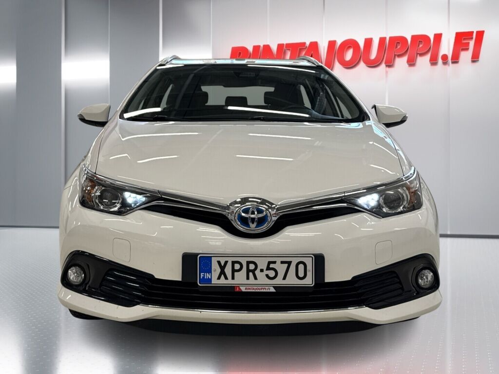 Toyota Auris 2017 Valkoinen