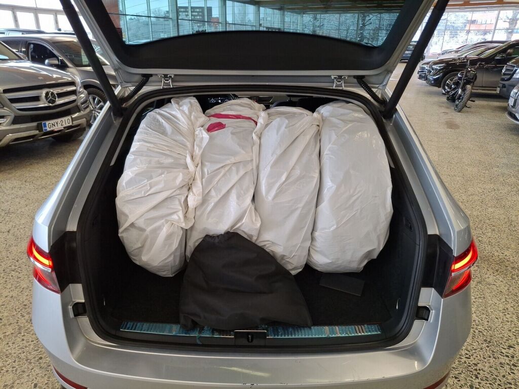 Skoda Superb 2021 Hopea