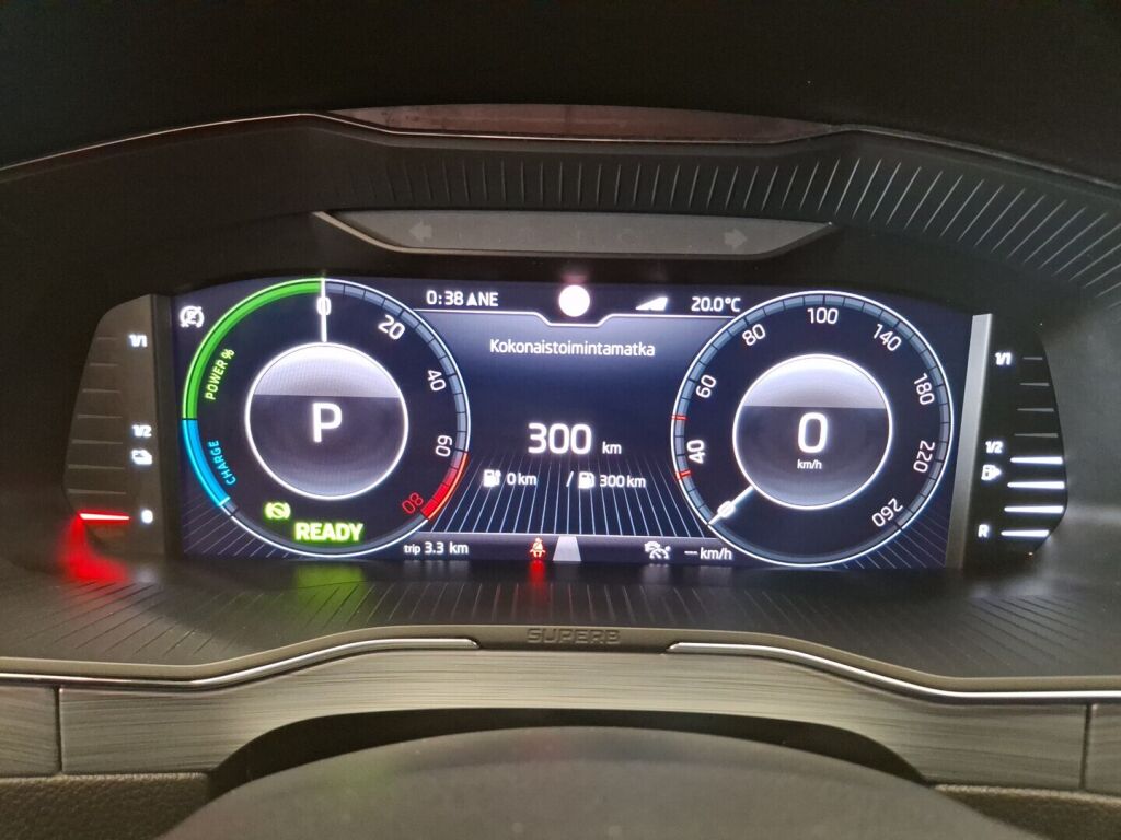 Skoda Superb 2021 Hopea