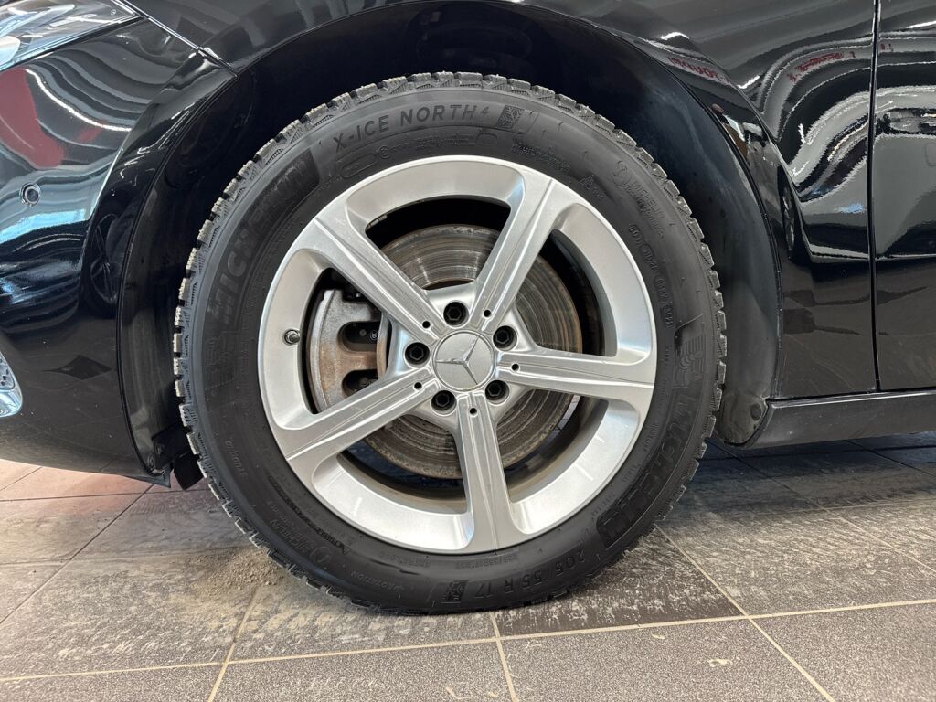 Mercedes-Benz A 2021 Musta