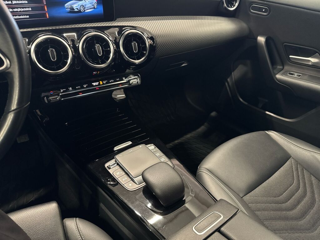 Mercedes-Benz A 2021 Musta