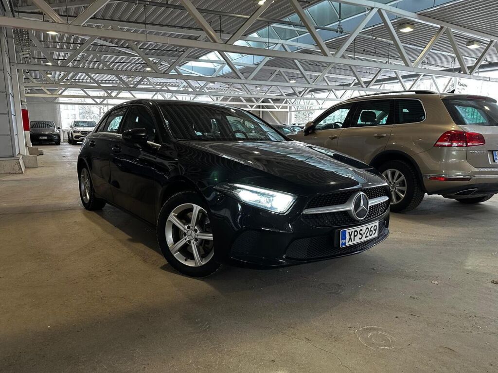Mercedes-Benz A 2021 Musta