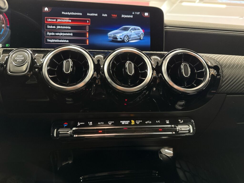 Mercedes-Benz A 2021 Musta