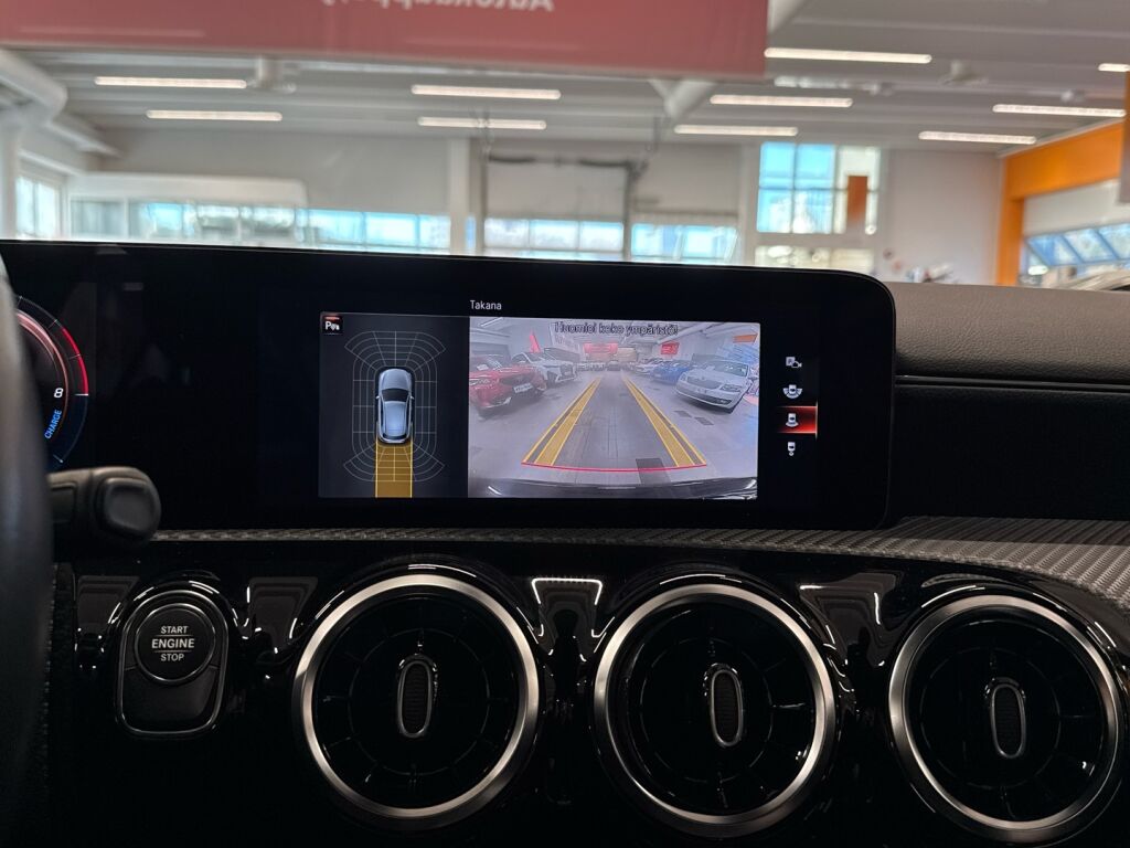 Mercedes-Benz A 2021 Musta