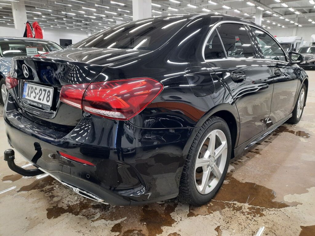 Mercedes-Benz A 2022 Musta
