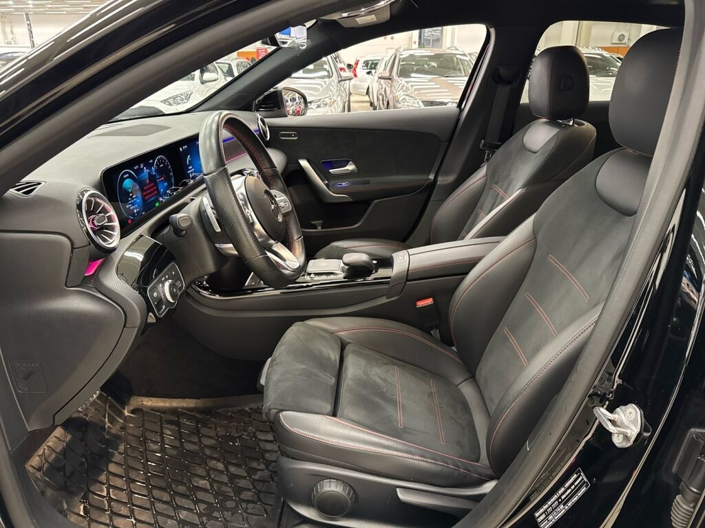 Mercedes-Benz A 2022 Musta