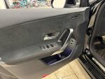 Mercedes-Benz A 2022 Musta