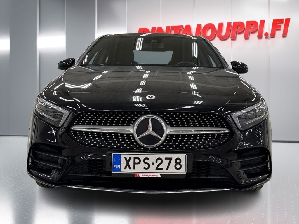 Mercedes-Benz A 2022 Musta