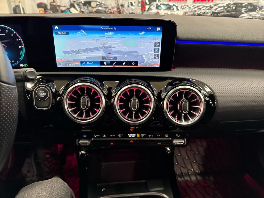 Mercedes-Benz A 2022 Musta