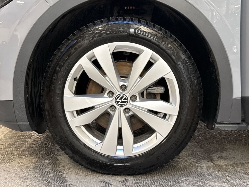 Volkswagen ID.4 2021 Harmaa