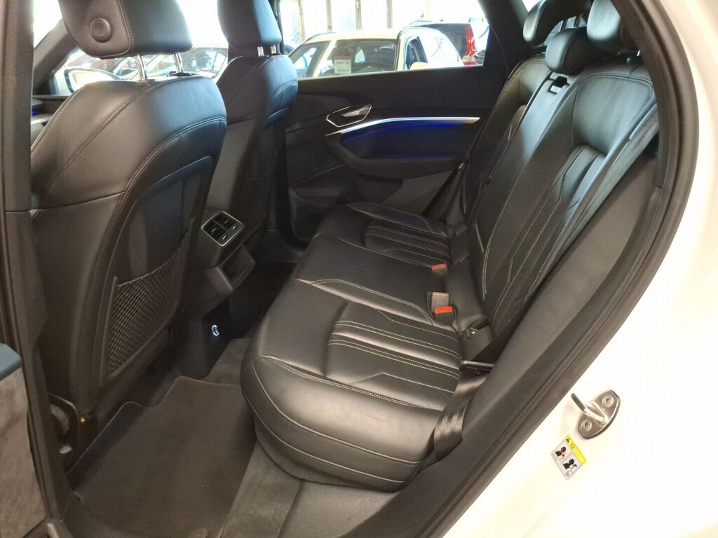 Audi e-tron 2020 Valkoinen