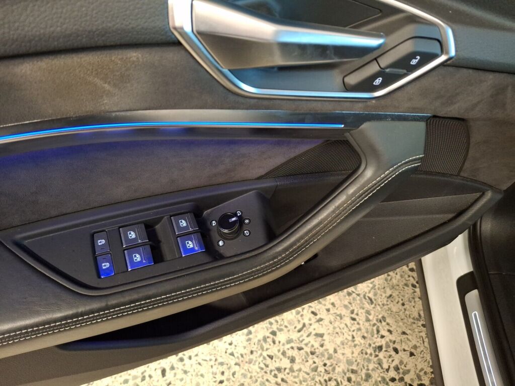 Audi e-tron 2020 Valkoinen