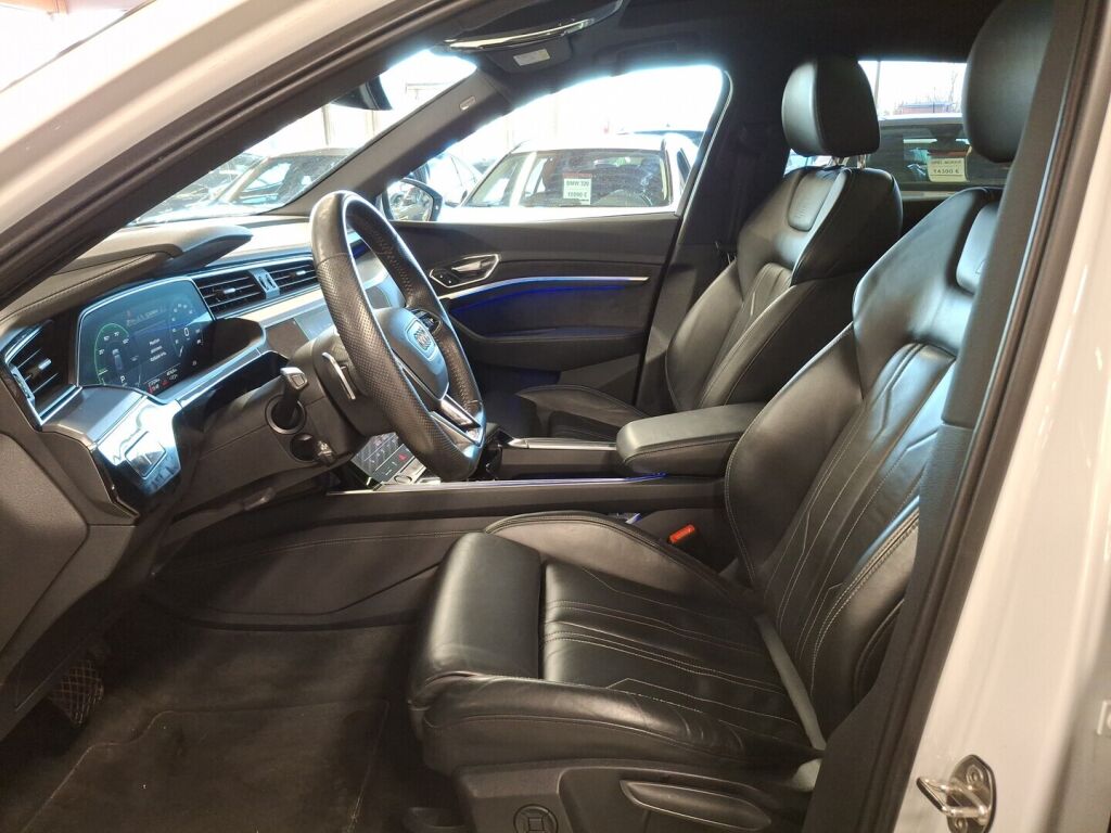 Audi e-tron 2020 Valkoinen