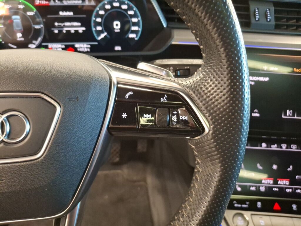 Audi e-tron 2020 Valkoinen