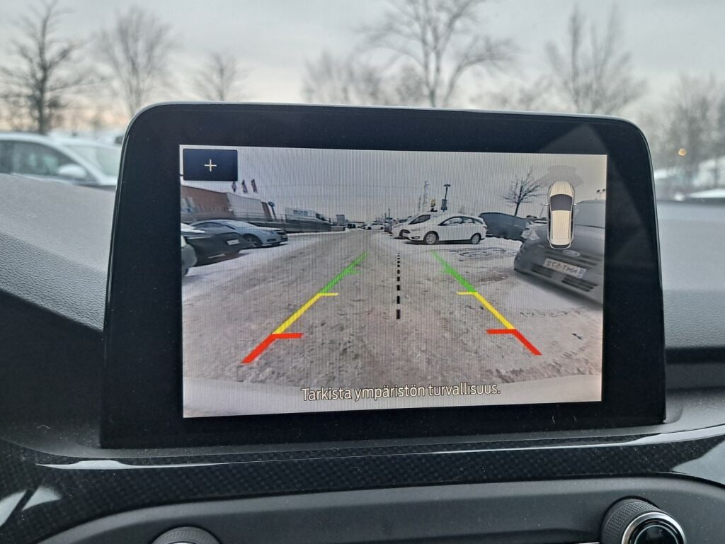 Ford Focus 2021 Valkoinen