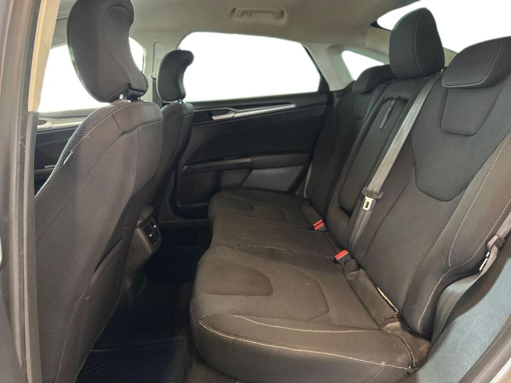 Ford Mondeo 2016 Hopea