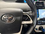 Toyota Prius 2019 Punainen