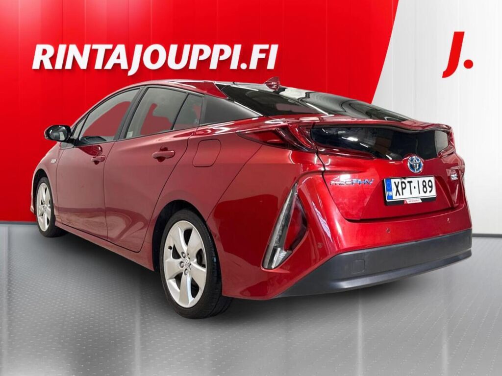Toyota Prius 2019 Punainen