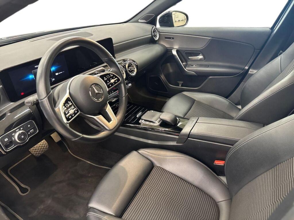 Mercedes-Benz A 2021 Sininen
