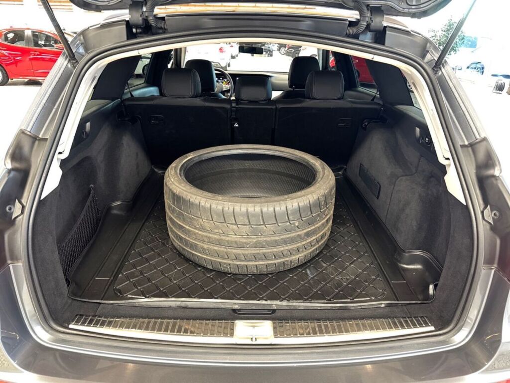 Mercedes-Benz E 2018 Harmaa