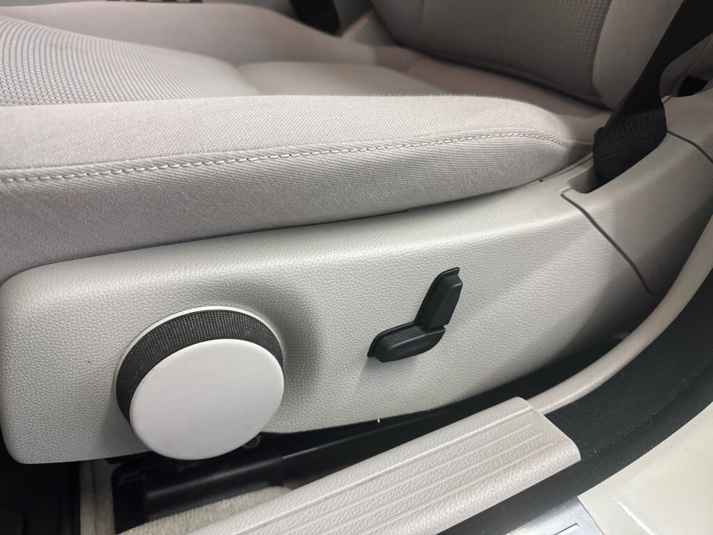 Mercedes-Benz C 2008 Valkoinen