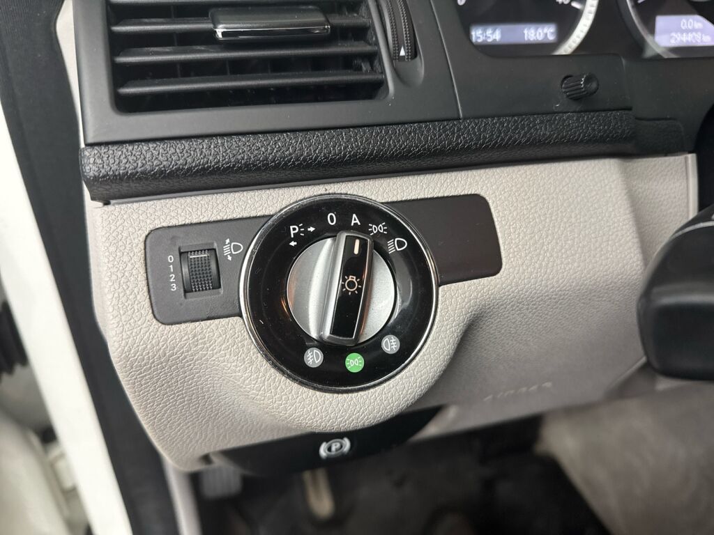 Mercedes-Benz C 2008 Valkoinen