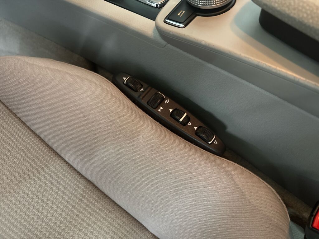 Mercedes-Benz C 2008 Valkoinen