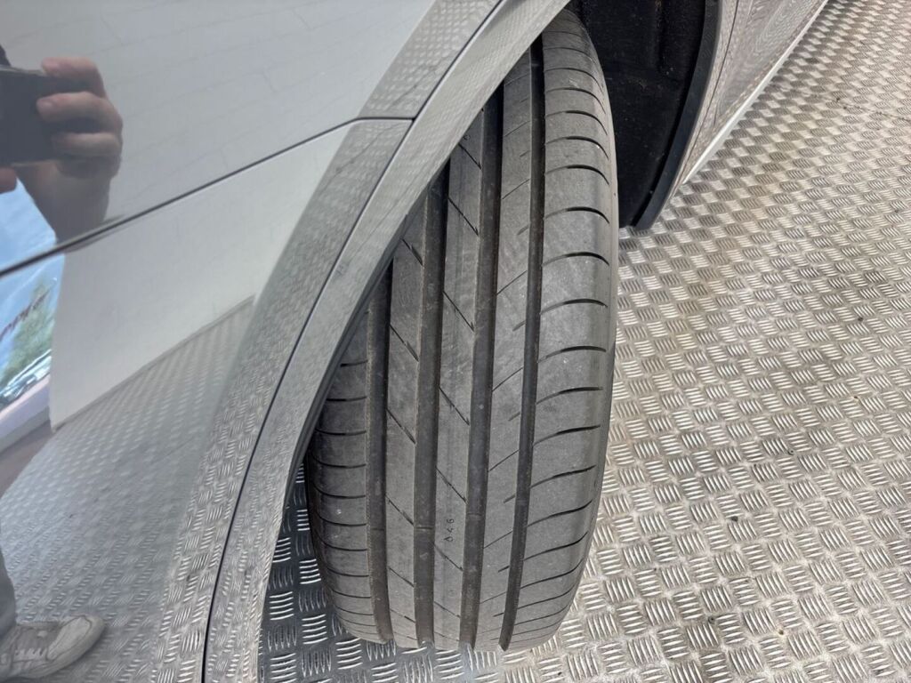 Audi Q5 2021 Harmaa