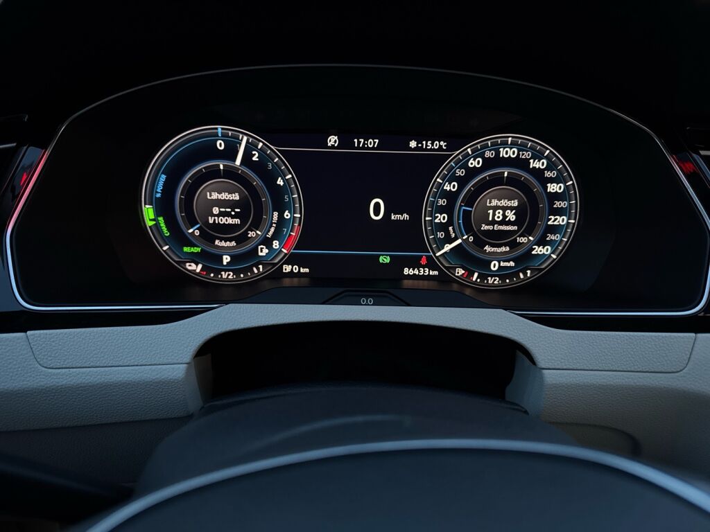 Volkswagen Passat 2018 Harmaa