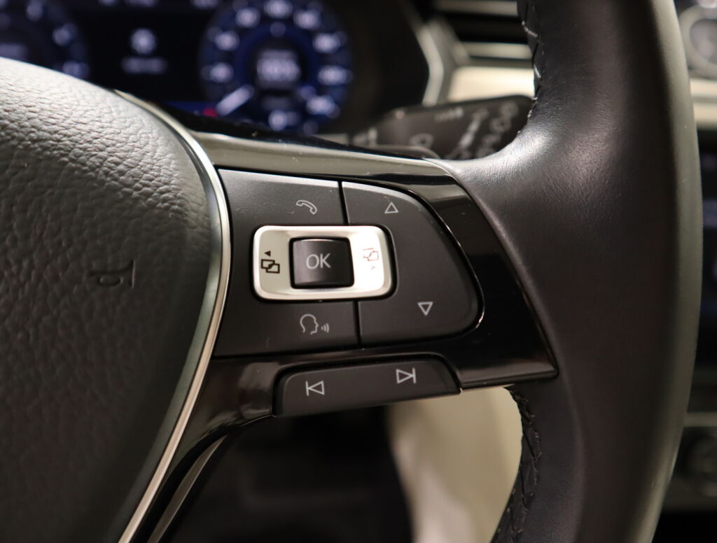 Volkswagen Passat 2018 Harmaa