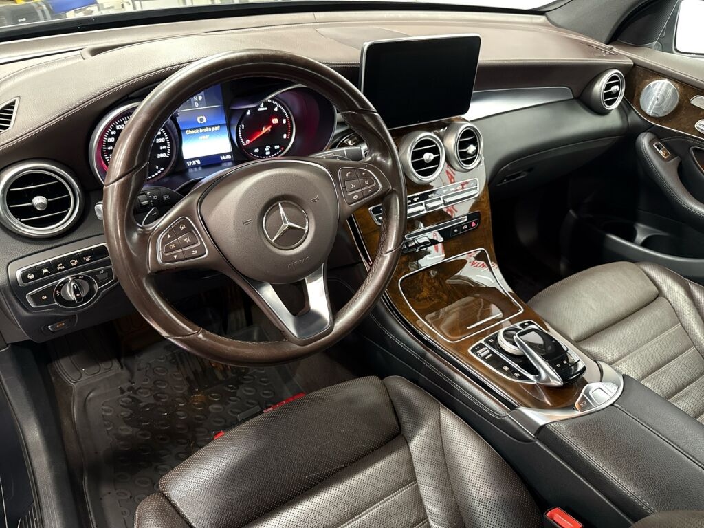 Mercedes-Benz GLC 2016 Harmaa